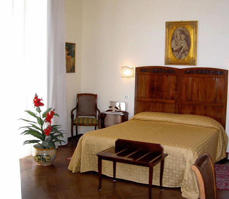 Hotel Aurora