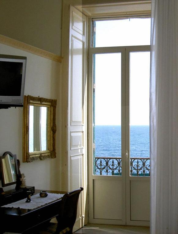 Aurora Hotel 3*